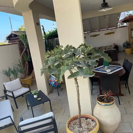 Joseph Apartment *